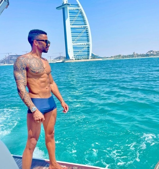 Rifeiro é morto dentro de edifício empresarial no Caminho das Árvores