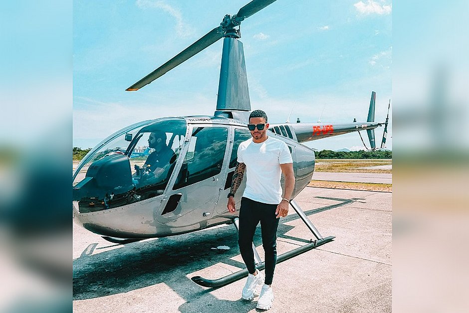 Corpo de rifeiro é velado a portas fechadas em Feira de Santana