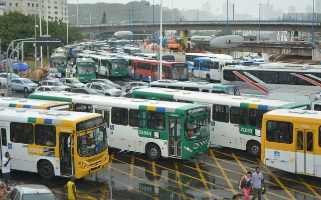Tarifa de ônibus será reajustada a partir de segunda-feira (26) em Salvador