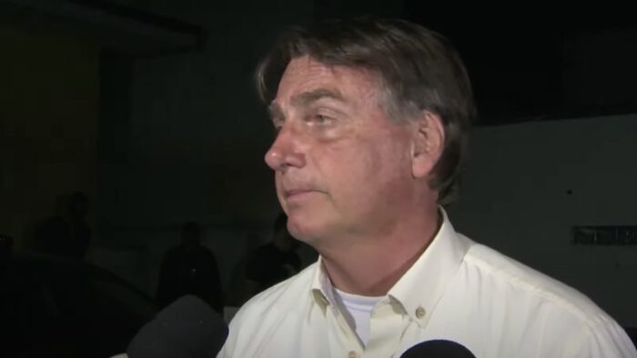 Jair Bolsonaro tem contas bloqueadas