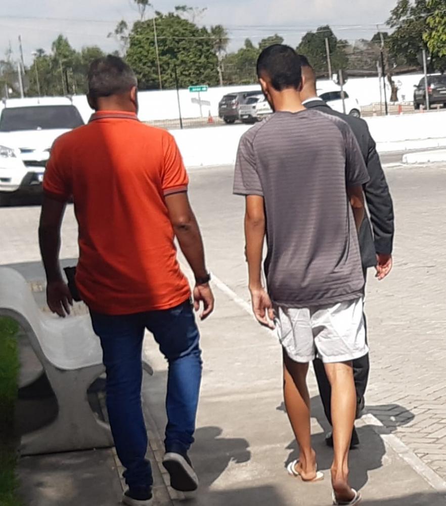 Rifeiro que atirou contra jovem em briga de trânsito no último domingo confessou o crime 