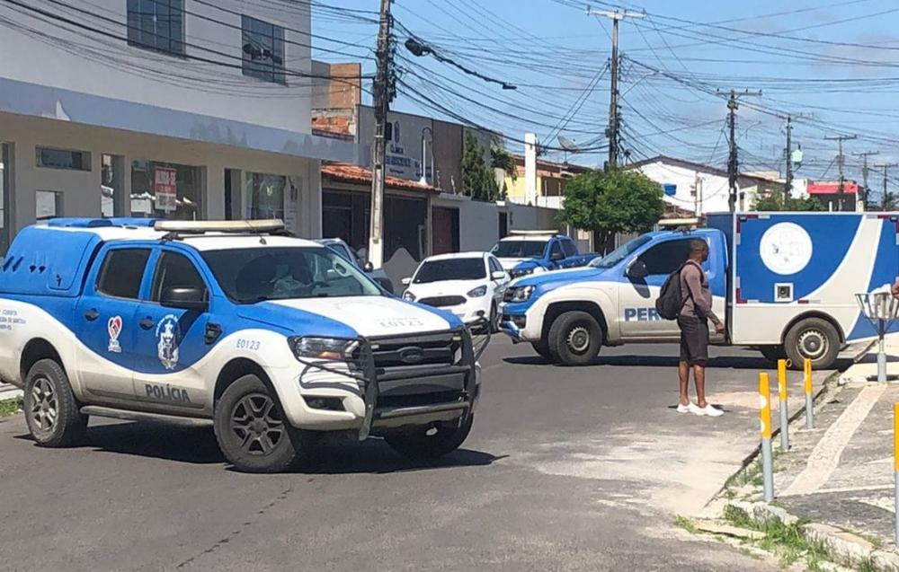 Mulher morre após comer brigadeiro envenenado pela mãe em Feira de Santana