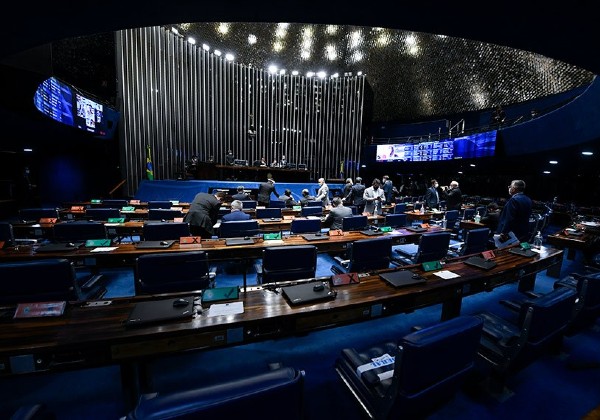 CPI da Covid pode convocar ministros, prefeitos e governadores na próxima semana