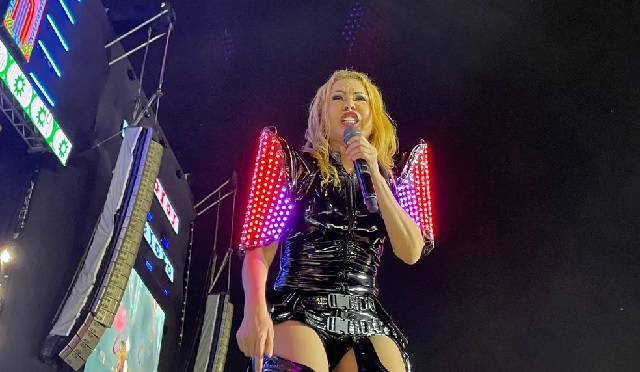 Joelma cancela agenda de shows por tempo indeterminado após passar mal