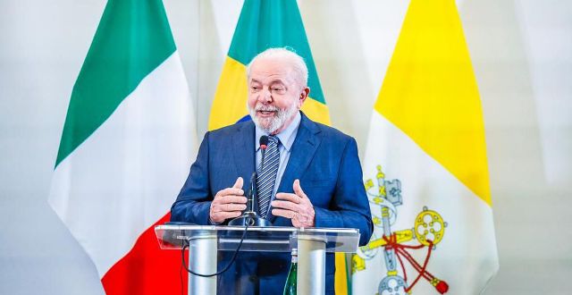 Lula vai passar por cirurgia do quadril neste ano, afirma assessoria da Presidência