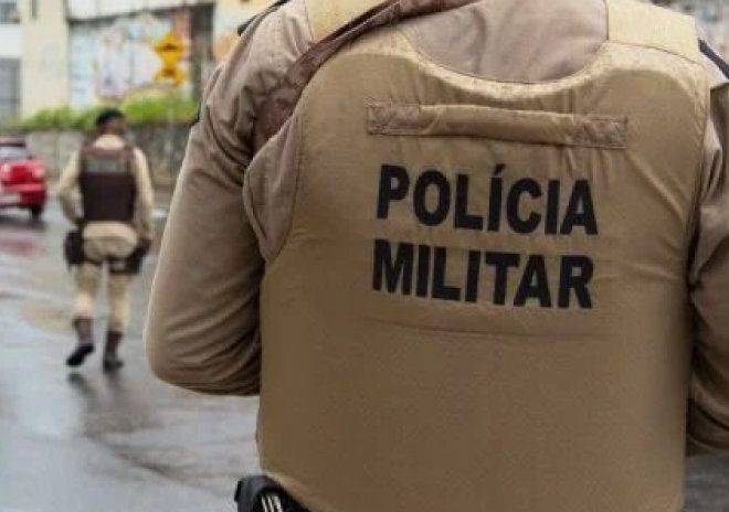 ‘Operação Tomba’ cumpre mandados de busca em residências de PMs em Feira de Santana