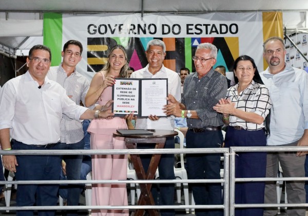 Governador inaugura Delegacia Territorial, Pelotão da PM e entrega outras obras no Oeste