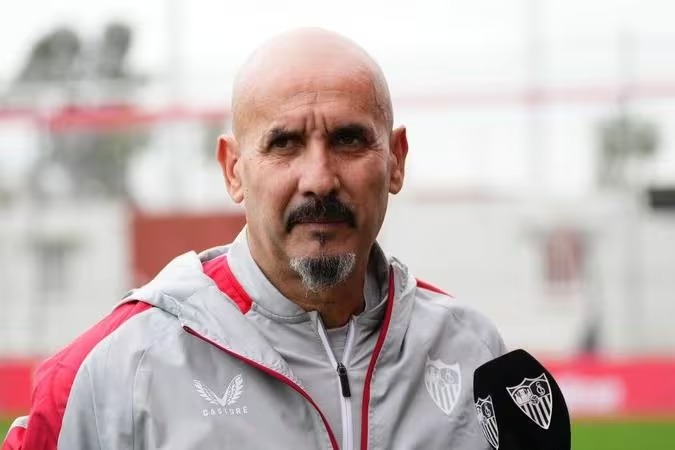 Preparador físico do Flamengo pede desculpas após agressão a Pedro