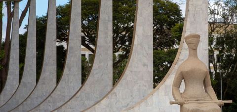 STF retoma julgamento sobre descriminalização do porte de drogas