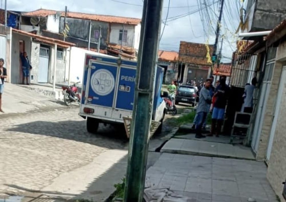 Homem afirma que matou colega para furtar celular em Feira de Santana