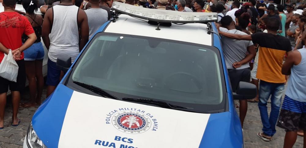 Suspeito de desmanchar moto roubada morre em troca de tiros com pm