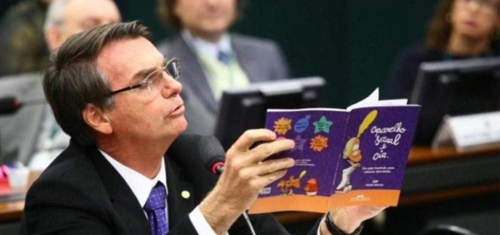 Em decisão unânime, TSE multa Bolsonaro em R$ 20 mil por vídeo sobre 