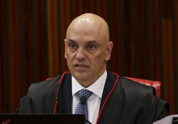 Moraes arquiva investigação contra seis empresários que discutiram golpe