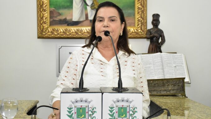 Vereadores se solidarizam com Eremita Mota; corregedor da Câmara disse que investigação já começou