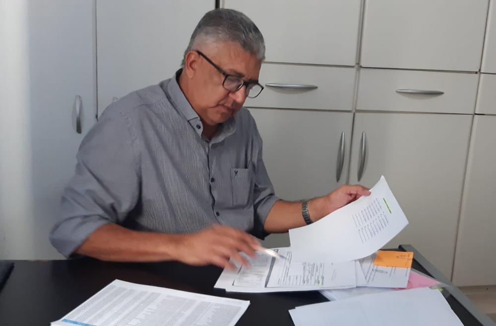 Presidente do Sindesp diz que foi pressionado a assinar acordo para não suspender atendimento.