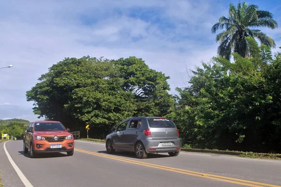 Em Saubara, governador autoriza pavimentação de trecho de rodovia e outras obras