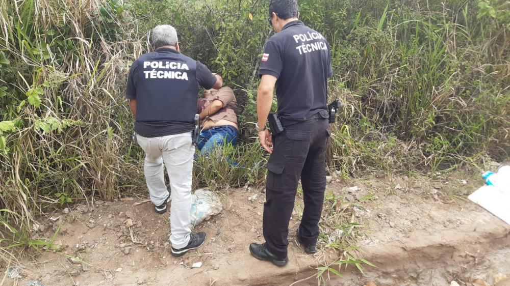 Um homem morto e outro baleado no bairro Lagoa Salgada em Feira de santana