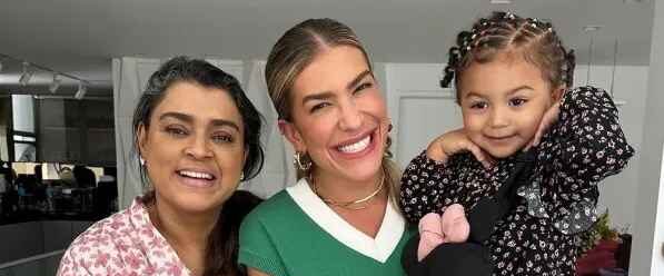 Preta Gil recebe Lore Improta e Liz após alta médica: “Primeira visita em casa”