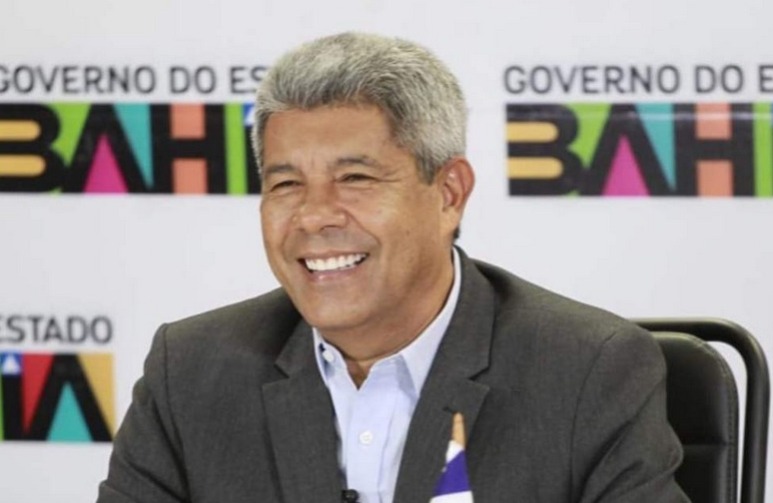 Jerônimo faz maratona de entregas e programa ida a cinco municípios em um dia