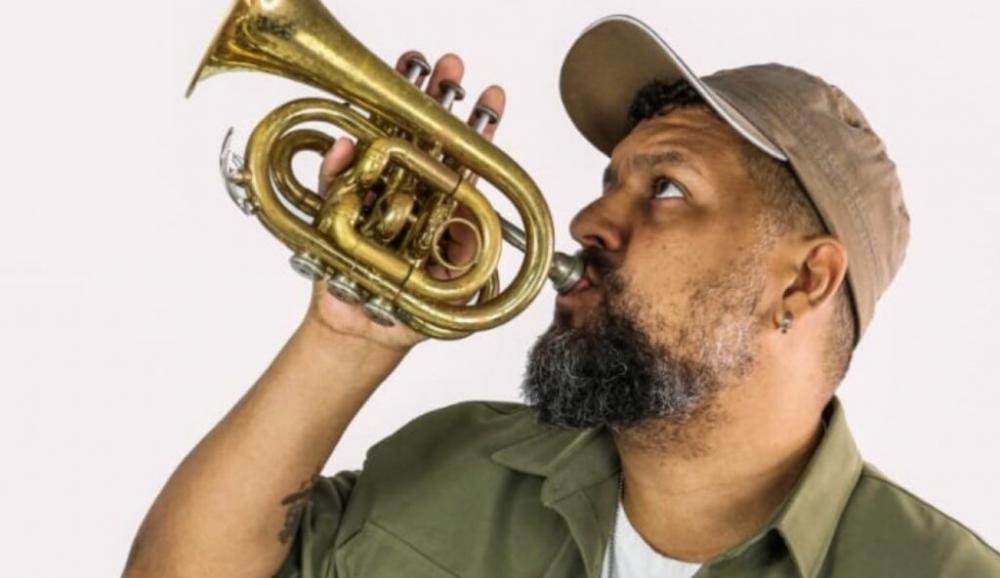 Matheus Buente se apresenta nesta sexta com o show “Matheus e Luís, a Verdadeira Independência”