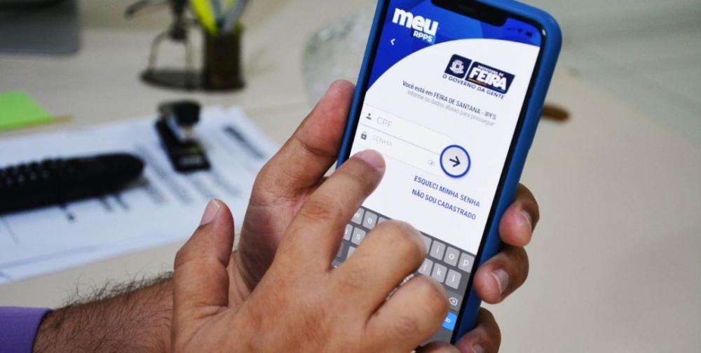 Justiça do Trabalho decide que Uber deverá registrar motoristas