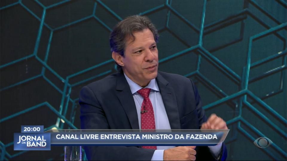 País vive momento que se exige cuidado com o que se aprova no Congresso, diz Fernando Haddad
