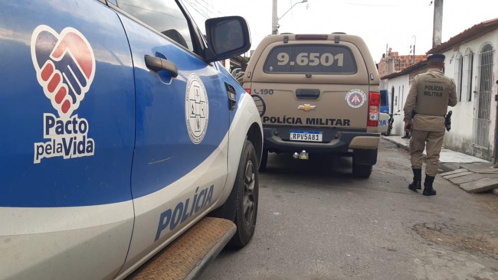 Menor de 17 anos é executado com cerca de 30 tiros em Feira de Santana