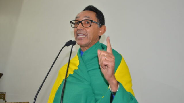 Vereador Edvaldo Lima apresenta projeto de isenção de impostos para templos religiosos na Câmara Municipal