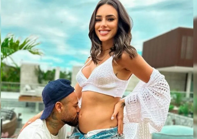 Nasce Mavie, filha de Neymar e Bruna Biancardi