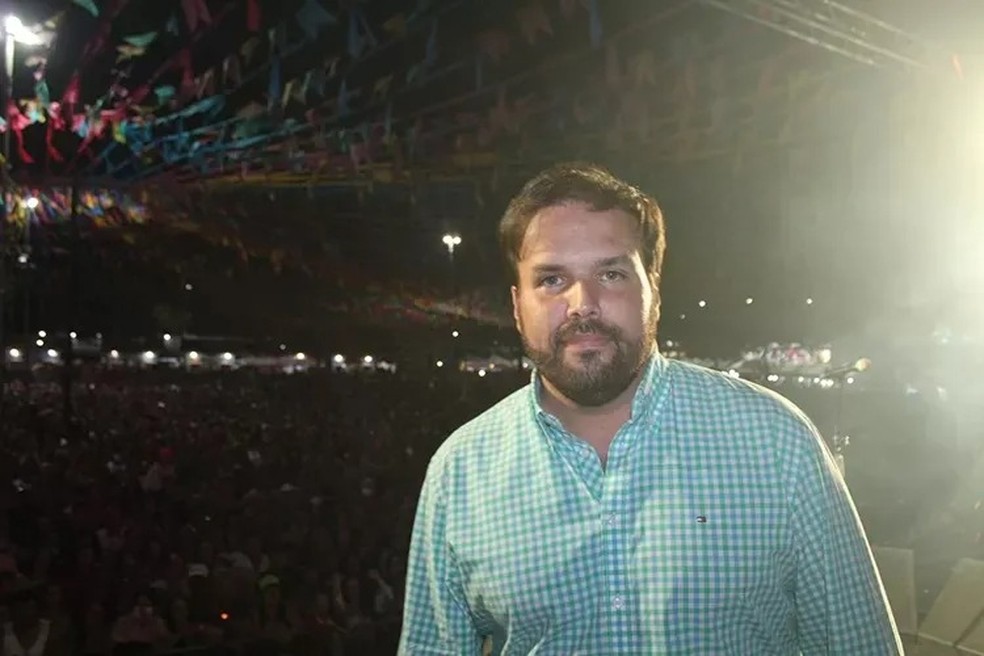 Secretário é esfaqueado na Bahia; polícia investiga briga de trânsito e procura carreteiro