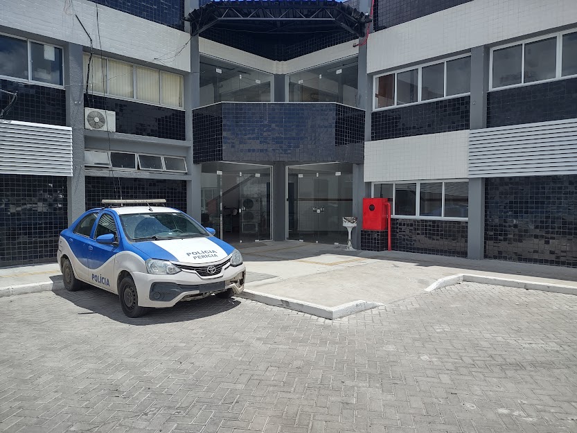 Homem é alvejado dentro de casa e morre no HGCA