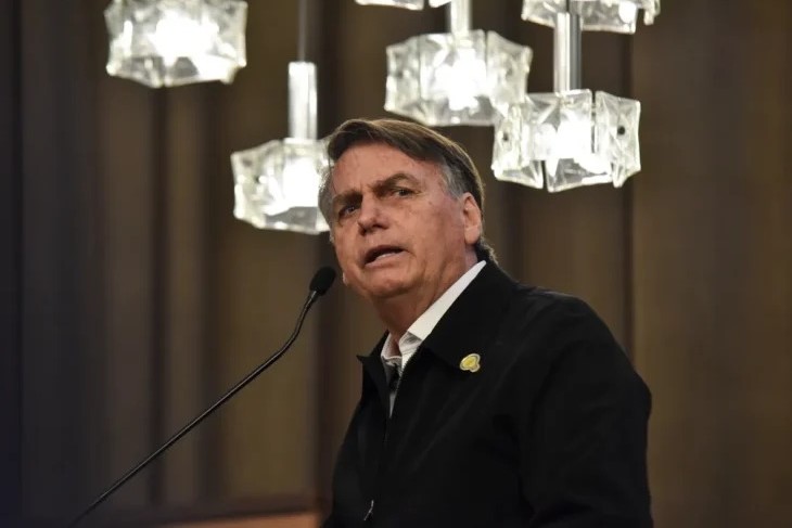 Jair Bolsonaro paga multa de R$ 72 mil a Sindicato dos Jornalistas
