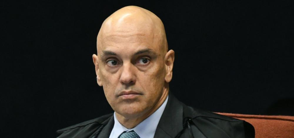 Moraes manda soltar quatro presos após morte de réu do 8 de janeiro na Papuda