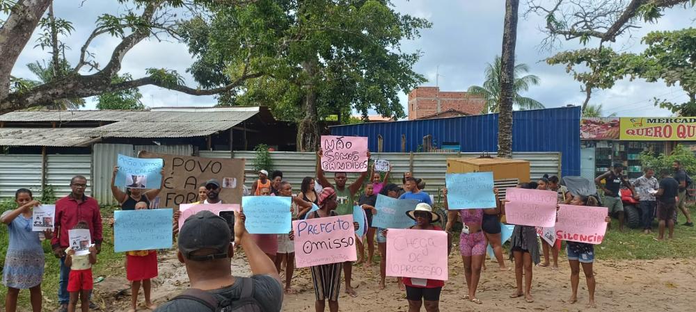 Moradores da Gamboa, em Cairu, protestam ação policial 
