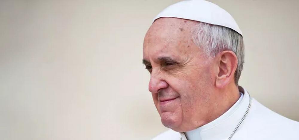 Papa Francisco afirma que está com bronquite aguda infecciosa e pede orações