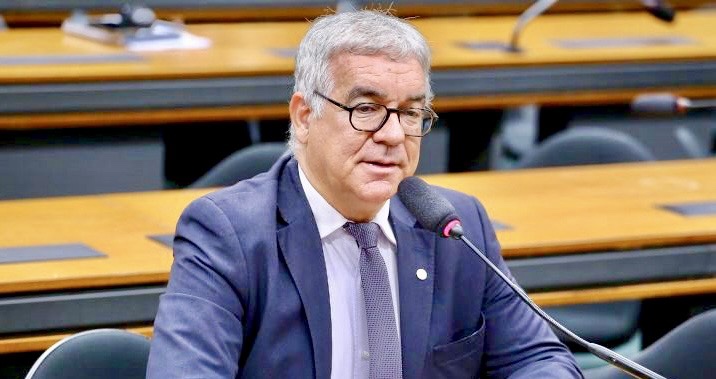 Zé Neto está entre os dois deputados federais baianos que mais destinaram emendas para Sesab