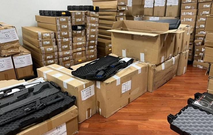 Investigações da PF na Bahia permitem desvendar esquema de tráfico internacional de armas