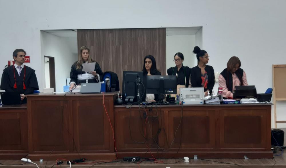 Médico que matou ex companheira é condenado há 23 anos de prisão