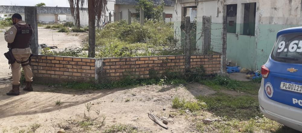 Corpo de homem encontrado em área de empresa desativada no CIS.