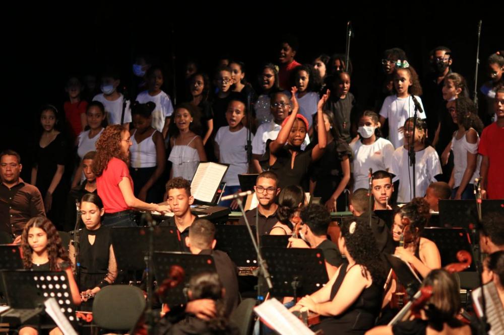 NEOJIBA apresenta concerto de Natal em Feira de Santana