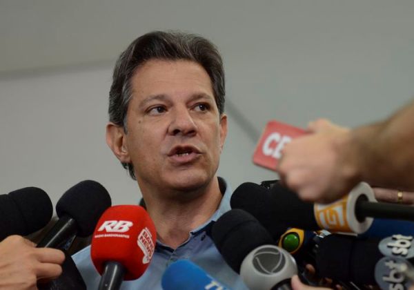 Haddad atribui debandada no DEM a aproximação de ACM Neto com Bolsonaro
