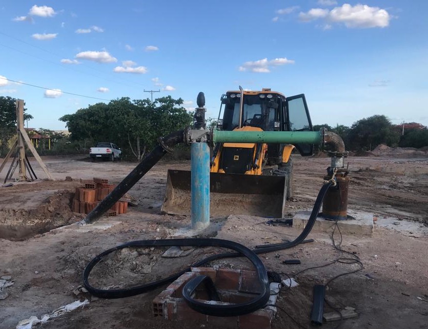 Embasa coloca em operação novo poço do sistema de abastecimento de água de Serrinha/Conceição do Coité 