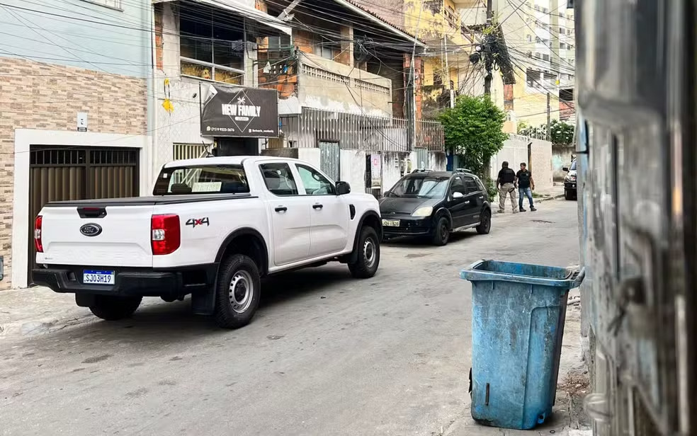 Suspeito de extorquir pessoas que acessavam pornografia na internet é preso em Feira