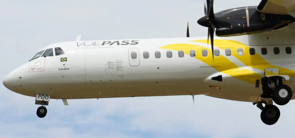 Último voo entre Feira e Salvador é realizado após cinco meses de operação