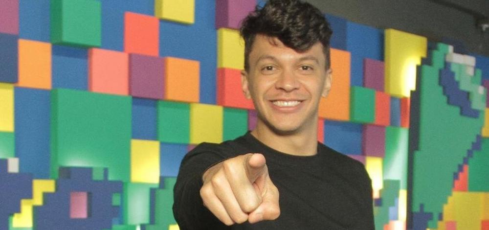 MPF pede condenação de Júlio Cocielo por falas racistas nas redes sociais