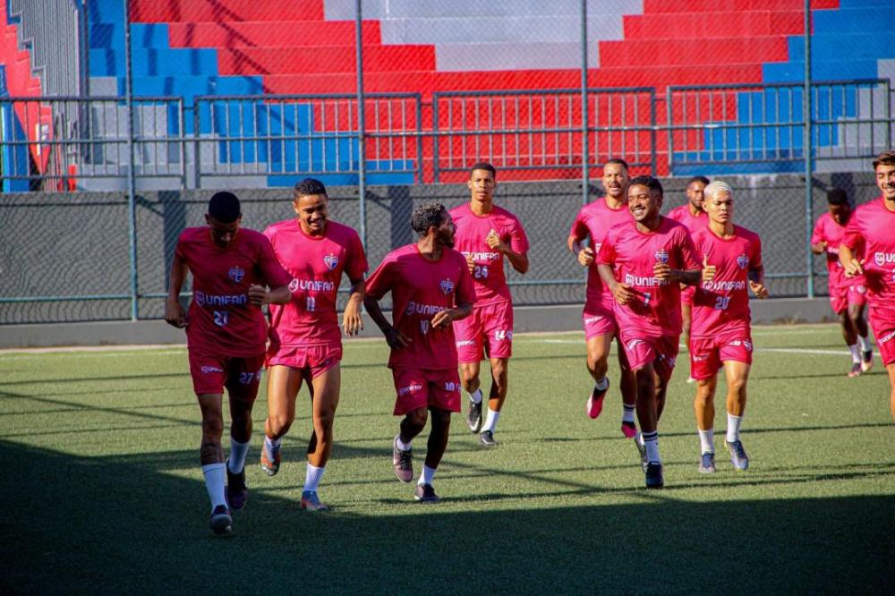 Bahia de Feira está pronto para estreia no Baianão 2024 contra Jacobina