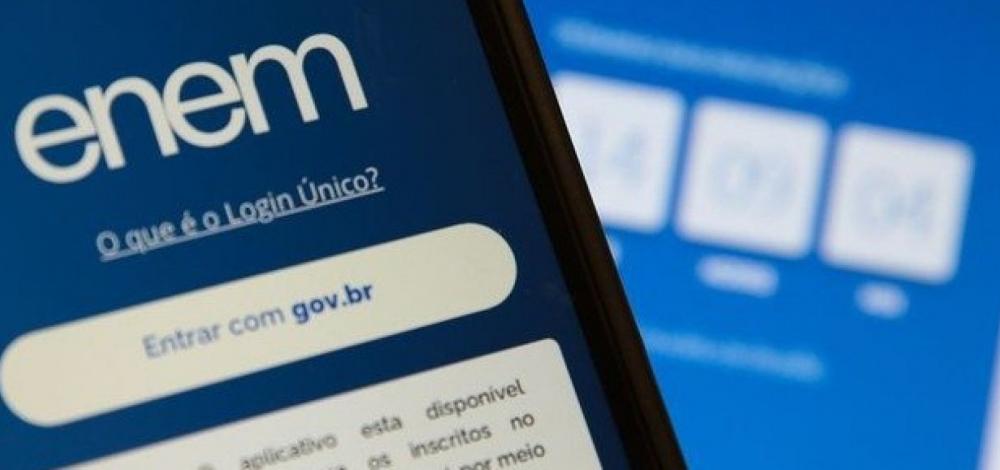 Quatro baianos estão entre os 60 estudantes com nota 1000 na redação do ENEM 2023