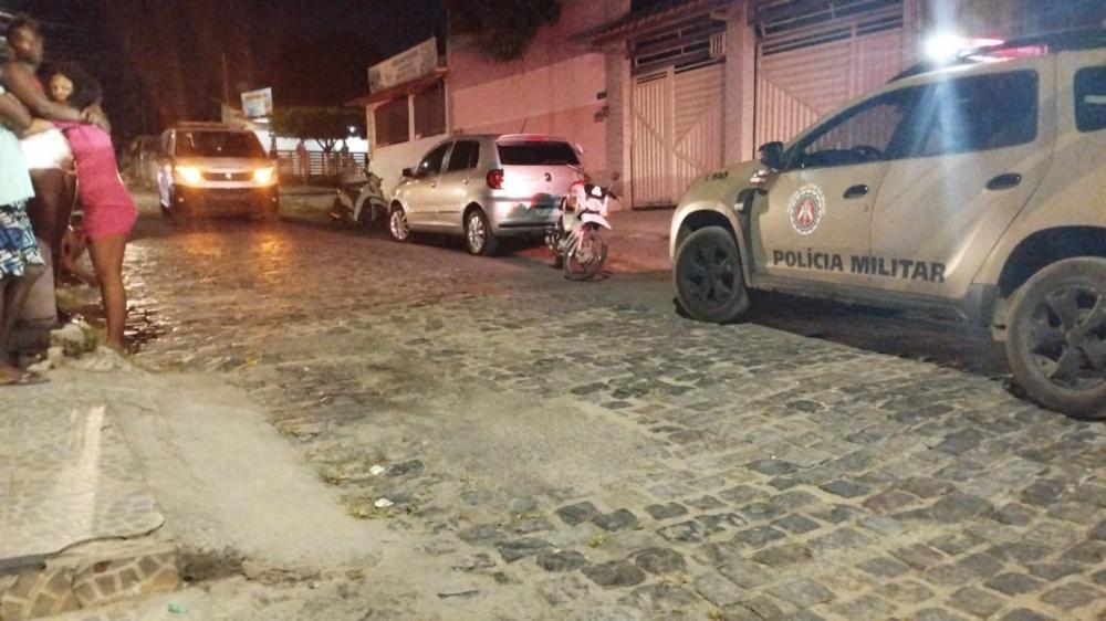  Homem é assassinado a tiros no bairro do Tomba