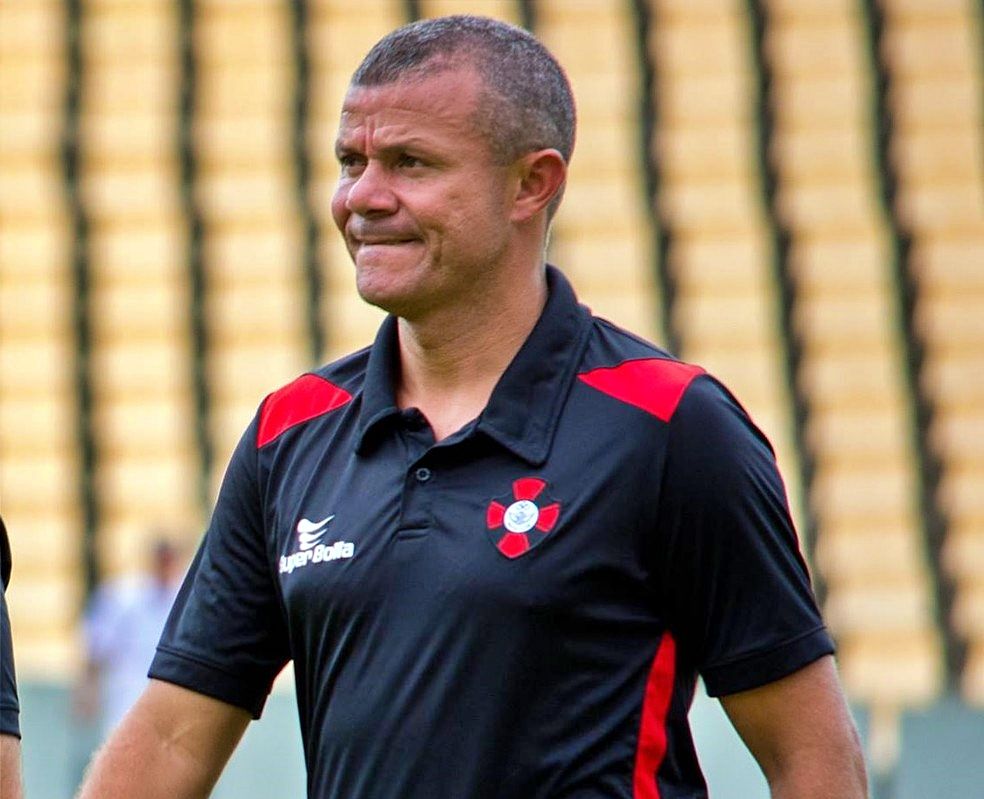 Técnico do Moto Club é preso por falta de pagamento de pensão alimentícia