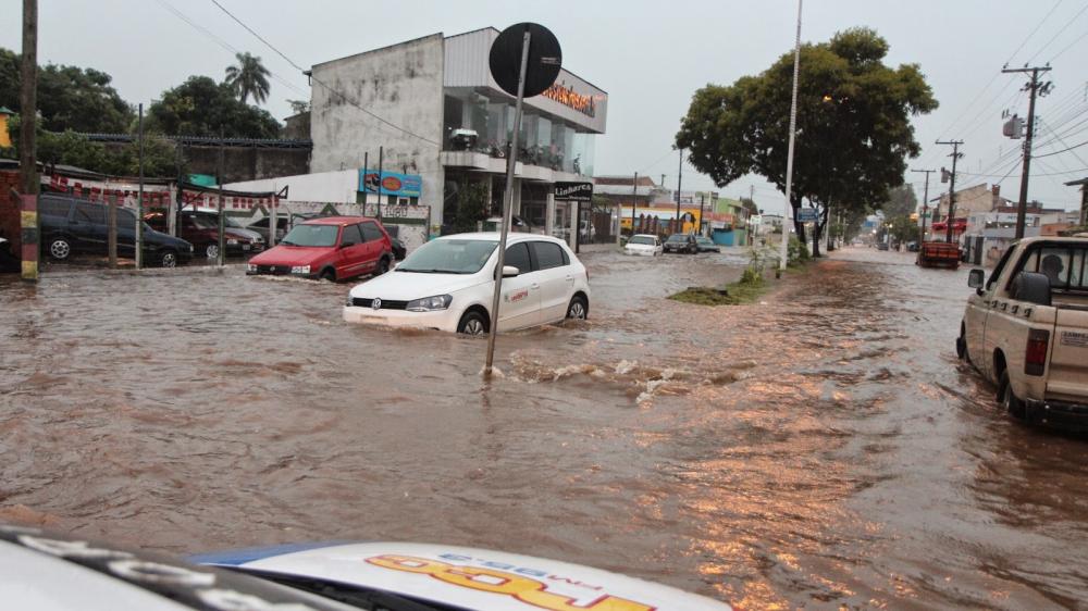 SMT recomenda atenção redobrada no trânsito em períodos chuvosos